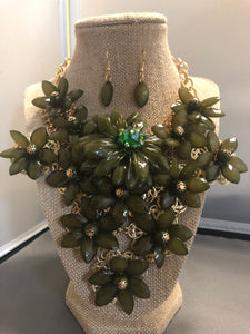 Green Crystal Flower Necklace Set