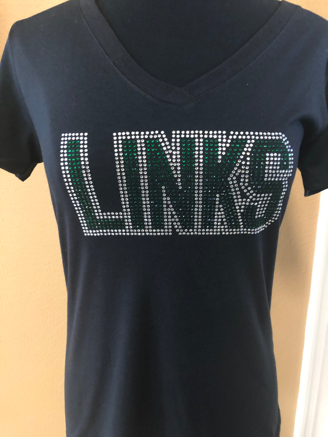 LINKS Green & Clear V-Neck Shirt